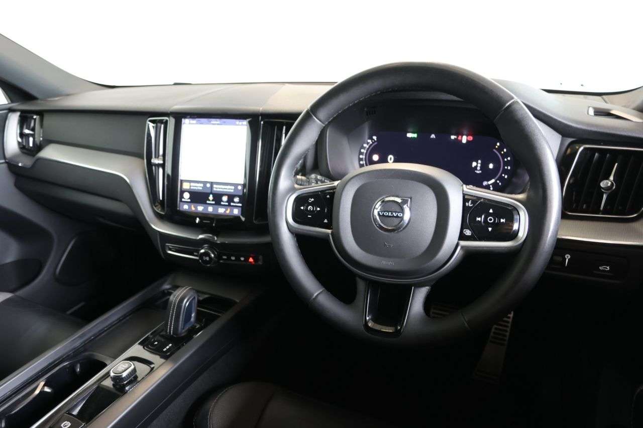 2022 VOLVO XC60 2022 VOLVO XC60