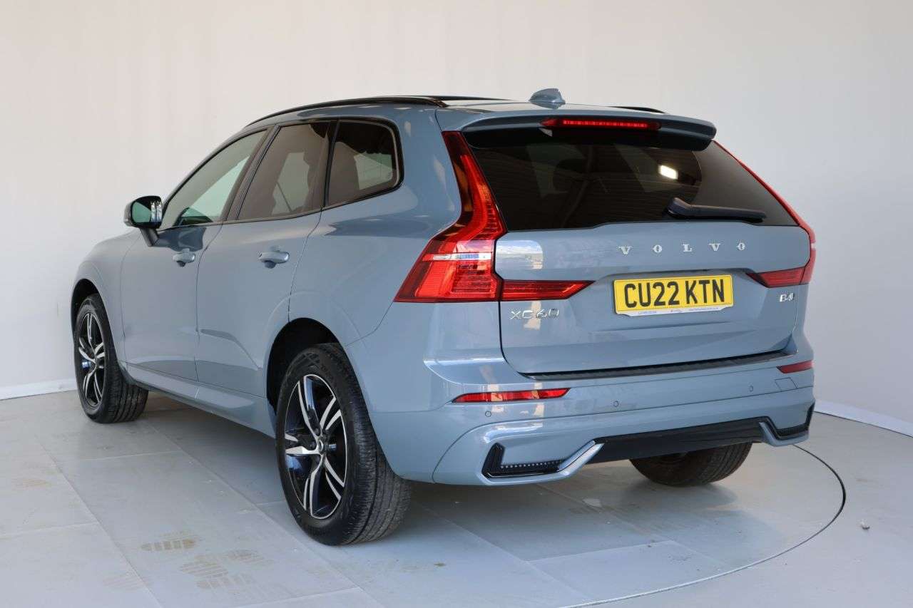 2022 VOLVO XC60 2022 VOLVO XC60