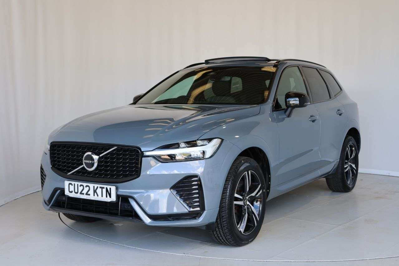 A 2022 VOLVO XC60 2.0 B4 MHEV R-Design SUV 5dr Diesel Hybrid Auto AWD Euro 6 (s/s) (197 ps) R A 2022 VOLVO XC60 2.0 B4 MHEV R-Design SUV 5dr Diesel Hybrid Auto AWD Euro 6 (s/s) (197 ps) R
