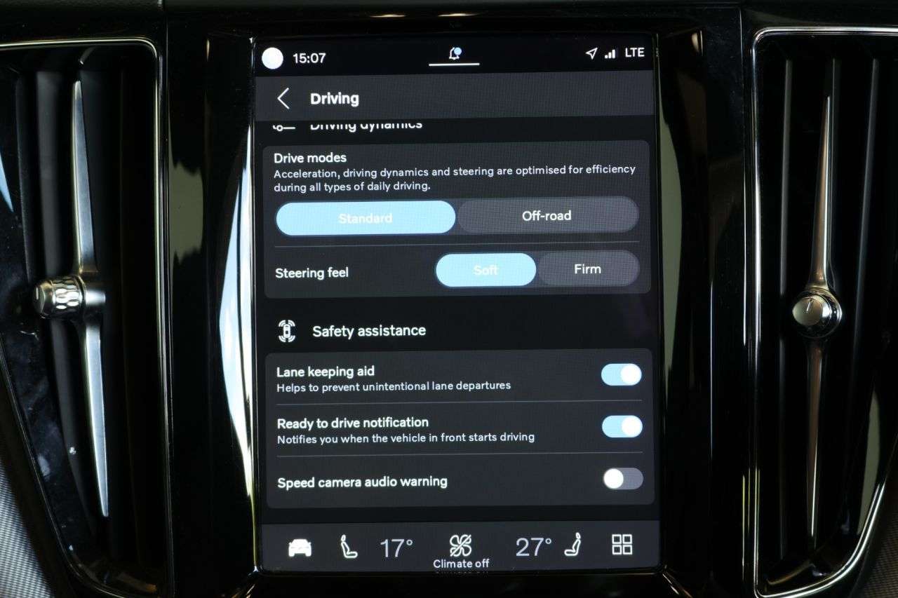 2022 VOLVO XC60 2022 VOLVO XC60