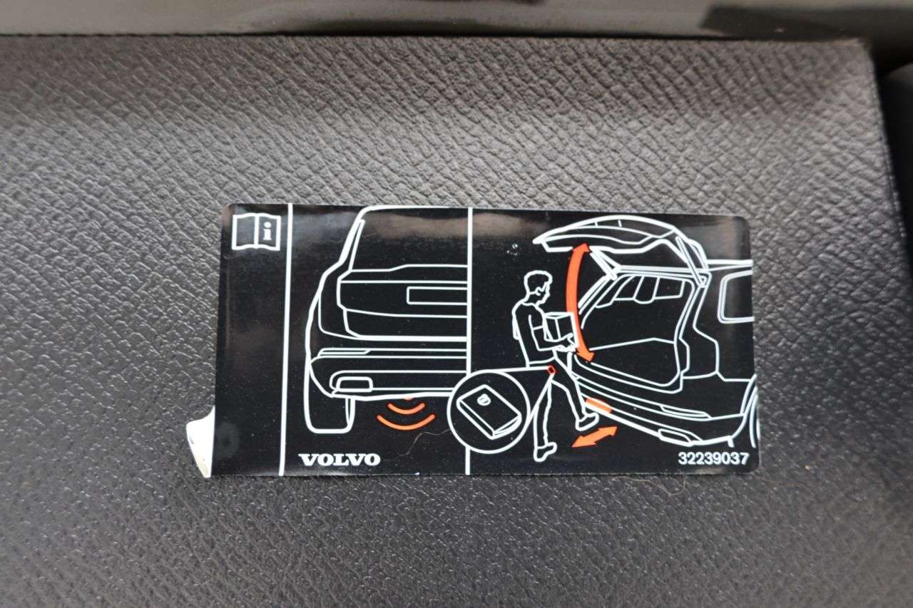 2022 VOLVO XC90 2022 VOLVO XC90