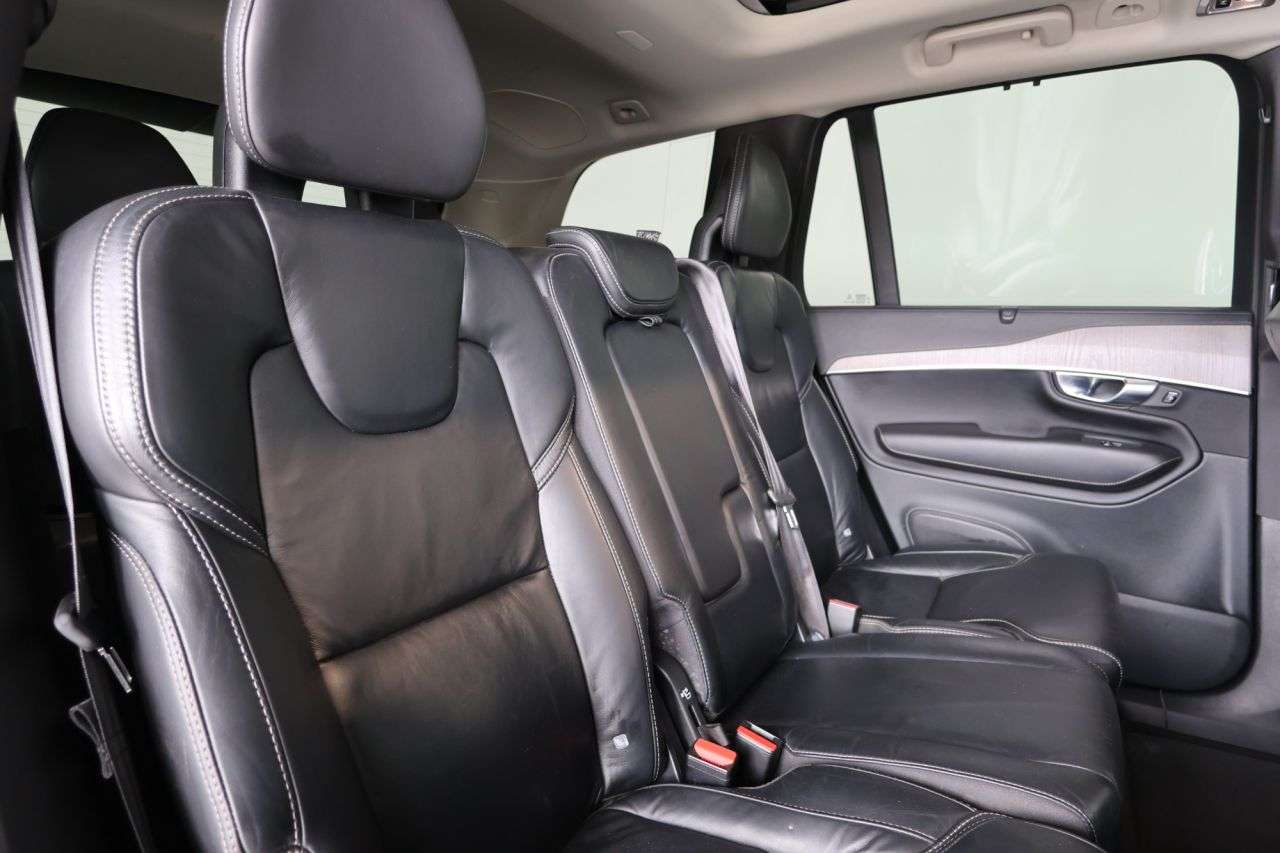 2022 VOLVO XC90 2022 VOLVO XC90