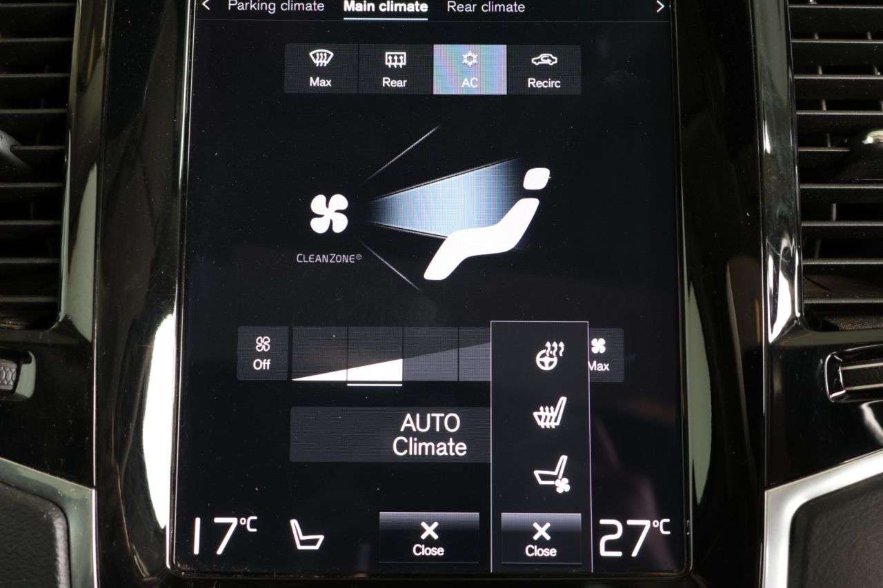 2022 VOLVO XC90 2022 VOLVO XC90