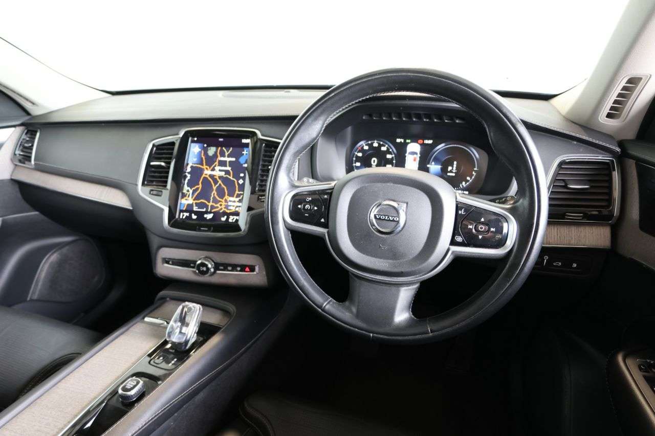2022 VOLVO XC90 2022 VOLVO XC90