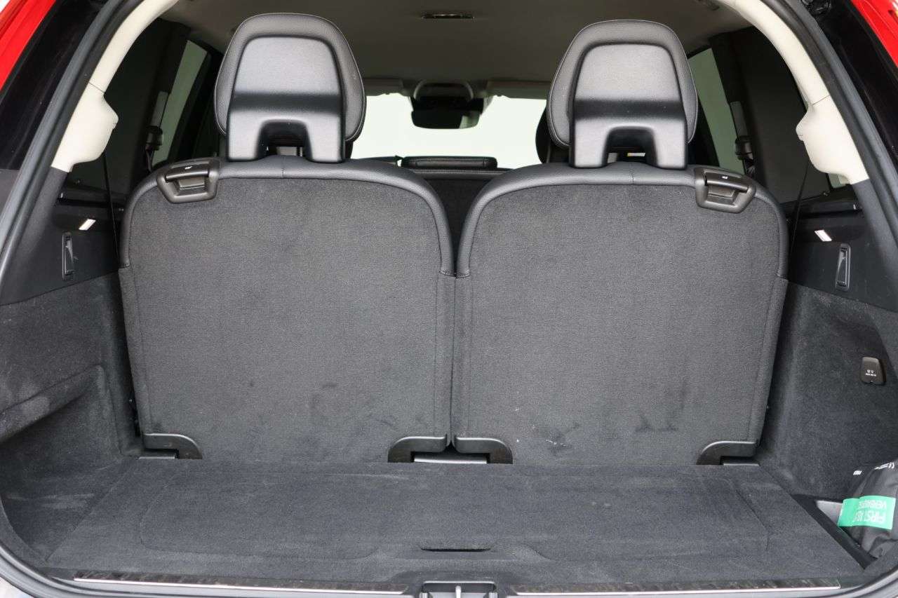 2022 VOLVO XC90 2022 VOLVO XC90