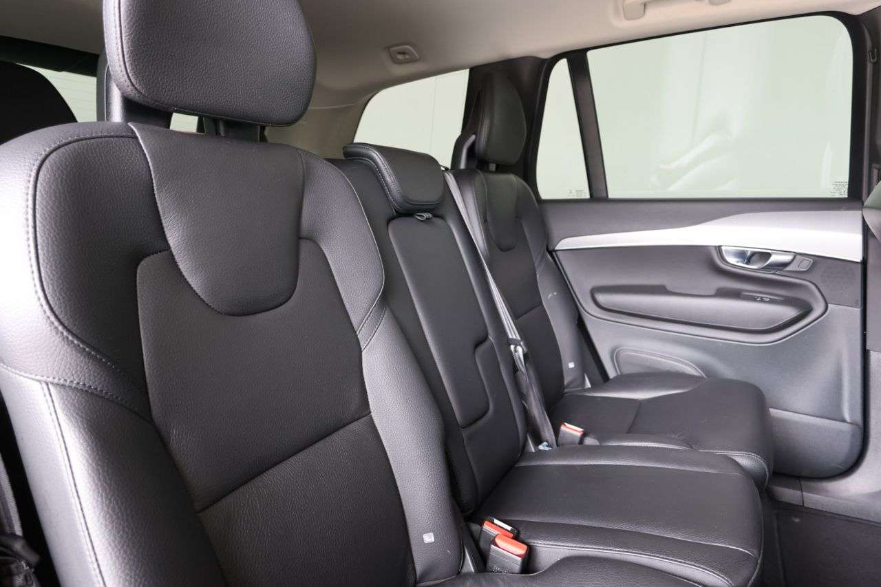 2022 VOLVO XC90 2022 VOLVO XC90