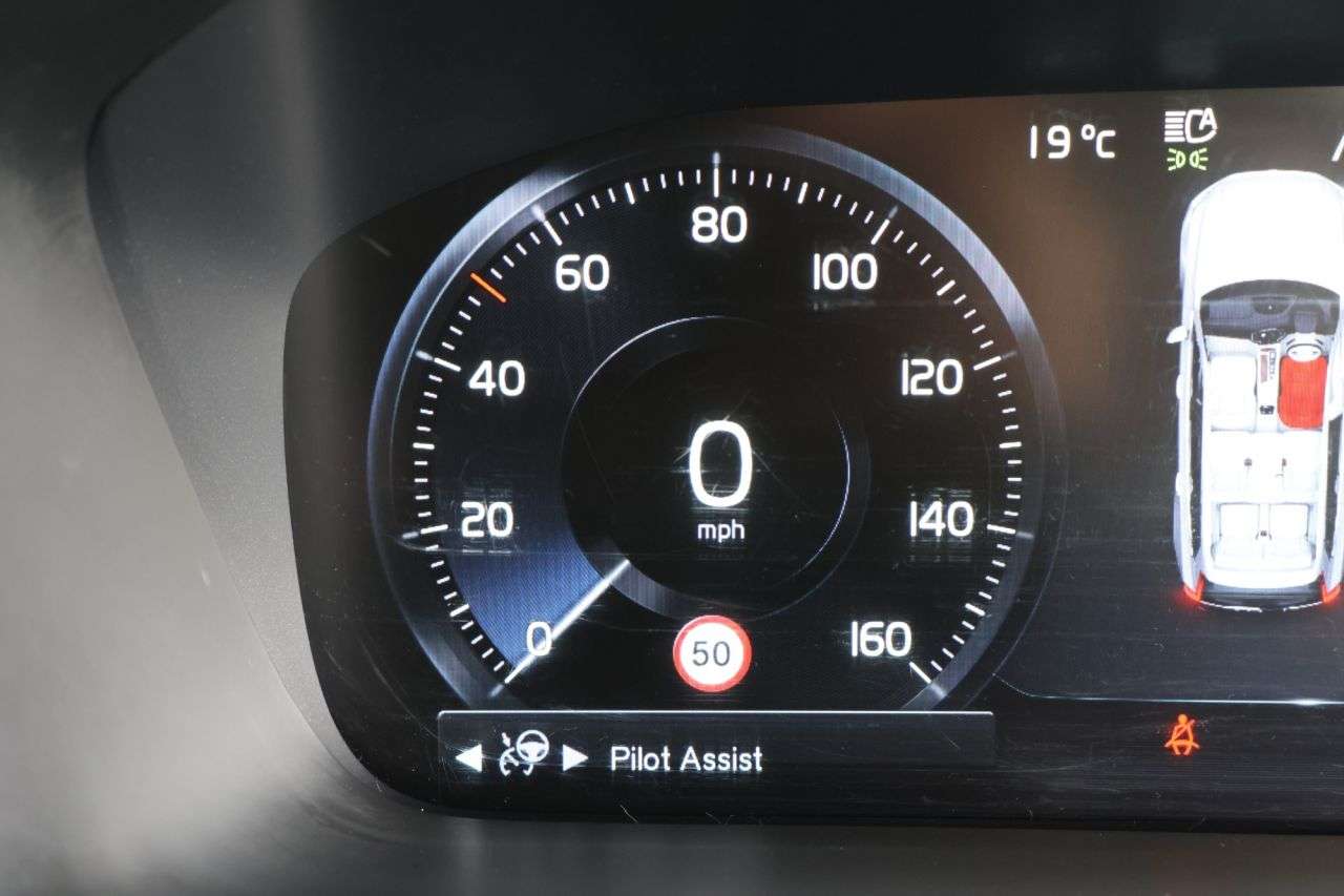 2022 VOLVO XC90 2022 VOLVO XC90
