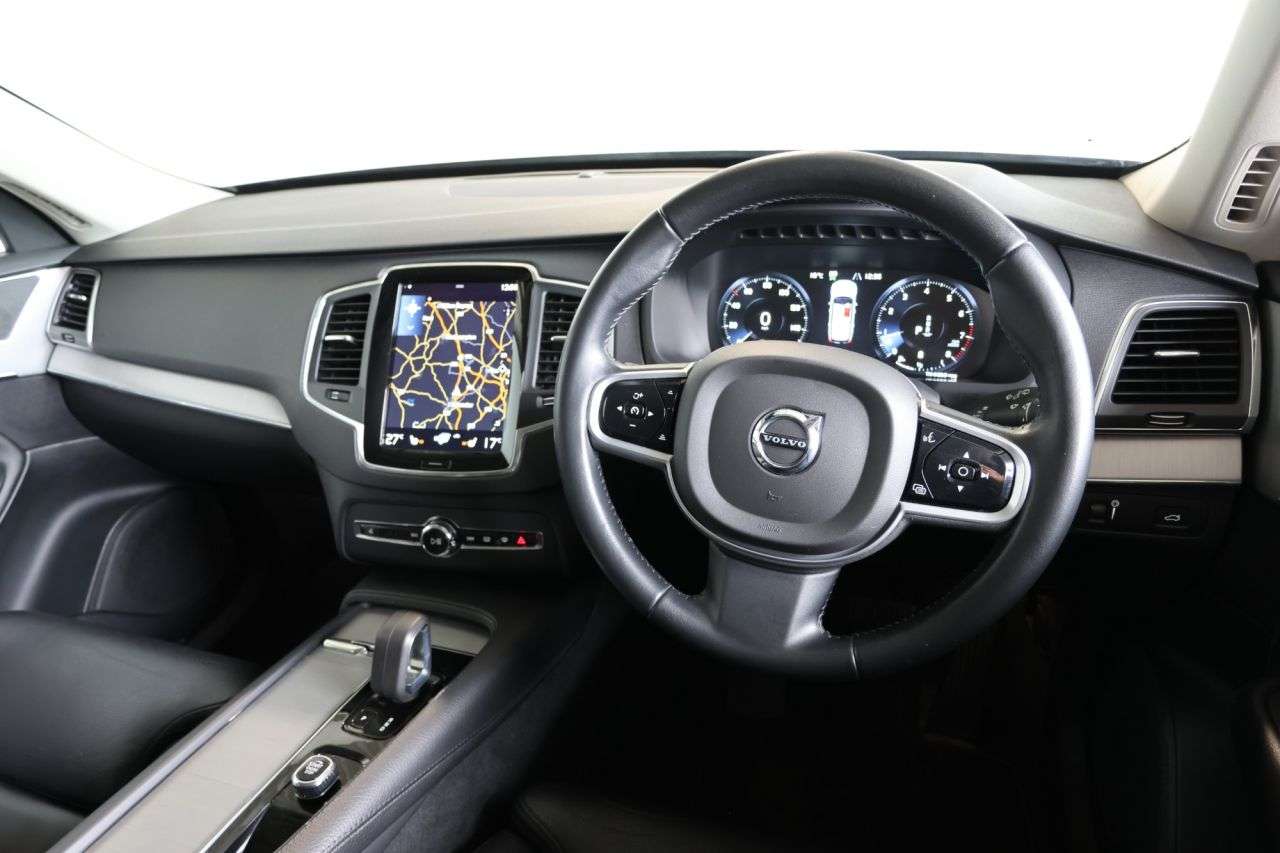 2022 VOLVO XC90 2022 VOLVO XC90