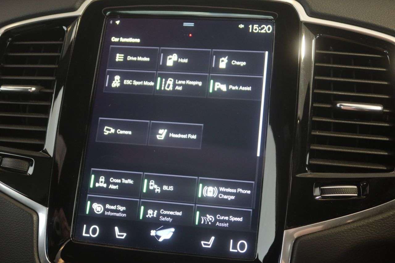2022 VOLVO XC90 2022 VOLVO XC90