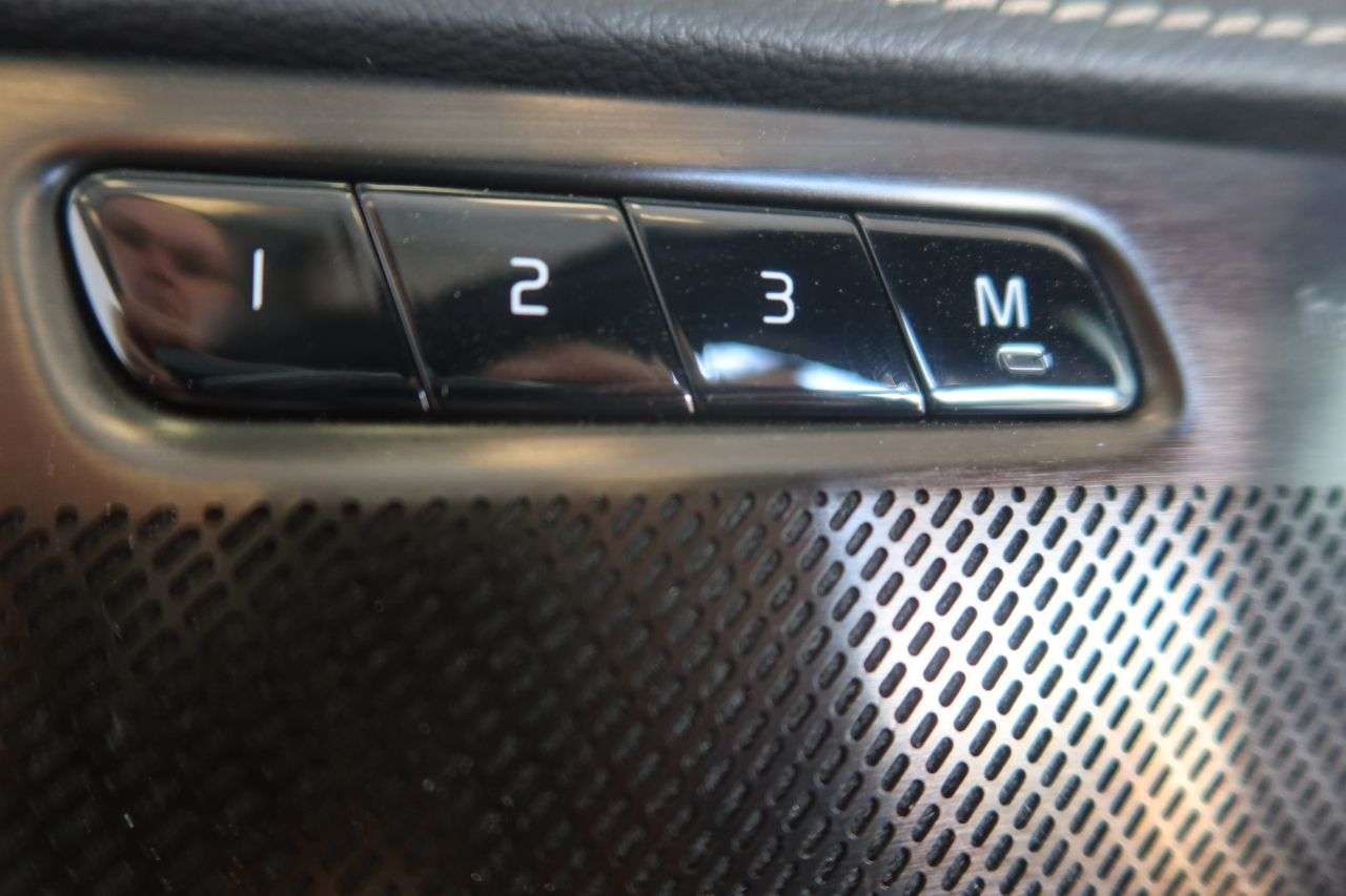 2022 VOLVO XC90 2022 VOLVO XC90