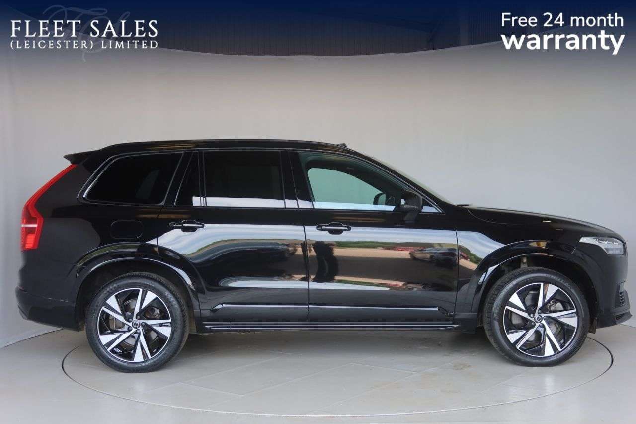 A 2022 VOLVO XC90 2.0h T8 Recharge 18.8kWh R-Design SUV 5dr Petrol Plug-in Hybrid Auto 4WD Eu A 2022 VOLVO XC90 2.0h T8 Recharge 18.8kWh R-Design SUV 5dr Petrol Plug-in Hybrid Auto 4WD Eu