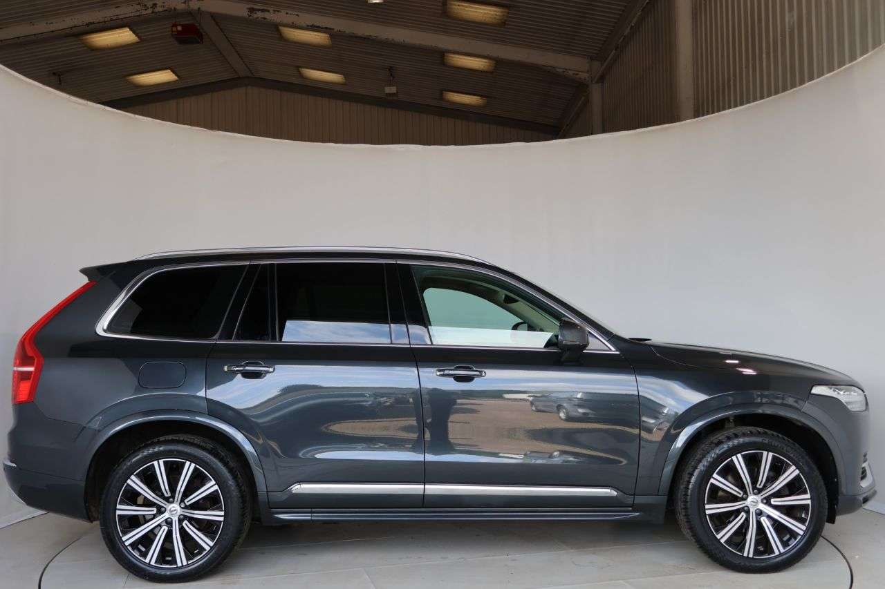 A 2022 VOLVO XC90 2.0 B5 MHEV Inscription SUV 5dr Diesel Hybrid Auto 4WD Euro 6 (s/s) (235 ps A 2022 VOLVO XC90 2.0 B5 MHEV Inscription SUV 5dr Diesel Hybrid Auto 4WD Euro 6 (s/s) (235 ps