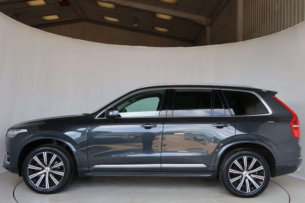 2022 VOLVO XC90 2022 VOLVO XC90