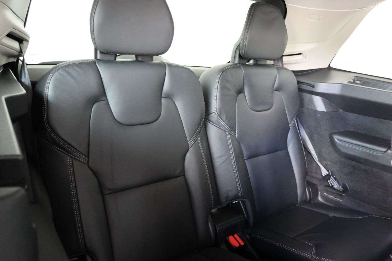 2022 VOLVO XC90 2022 VOLVO XC90