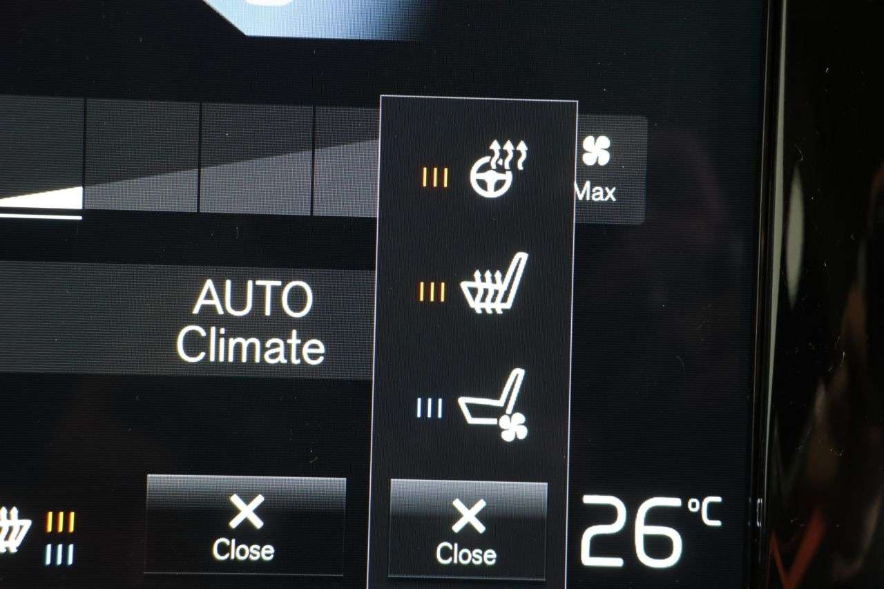 2022 VOLVO XC90 2022 VOLVO XC90