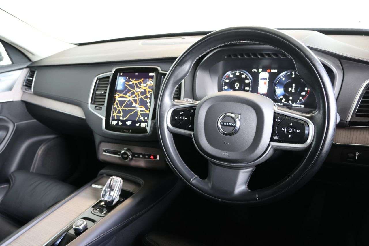 2022 VOLVO XC90 2022 VOLVO XC90