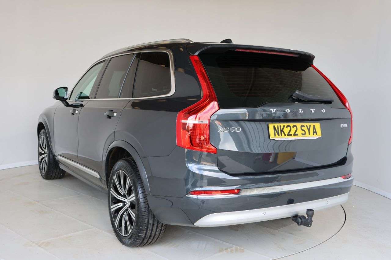 2022 VOLVO XC90 2022 VOLVO XC90