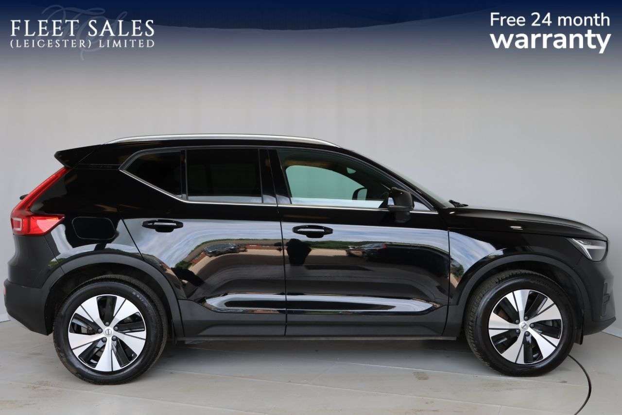 A 2023 VOLVO XC40 1.5h T4 Recharge 10.7kWh Core SUV 5dr Petrol Plug-in Hybrid Auto Euro 6 (s/ A 2023 VOLVO XC40 1.5h T4 Recharge 10.7kWh Core SUV 5dr Petrol Plug-in Hybrid Auto Euro 6 (s/
