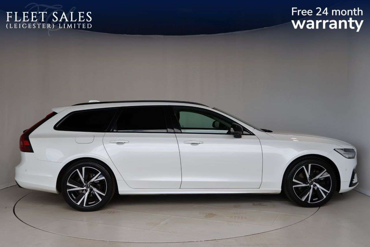 A 2022 VOLVO V90 2.0 B5 MHEV Plus Estate 5dr Petrol Hybrid Auto Euro 6 (s/s) (250 ps) HEATED A 2022 VOLVO V90 2.0 B5 MHEV Plus Estate 5dr Petrol Hybrid Auto Euro 6 (s/s) (250 ps) HEATED