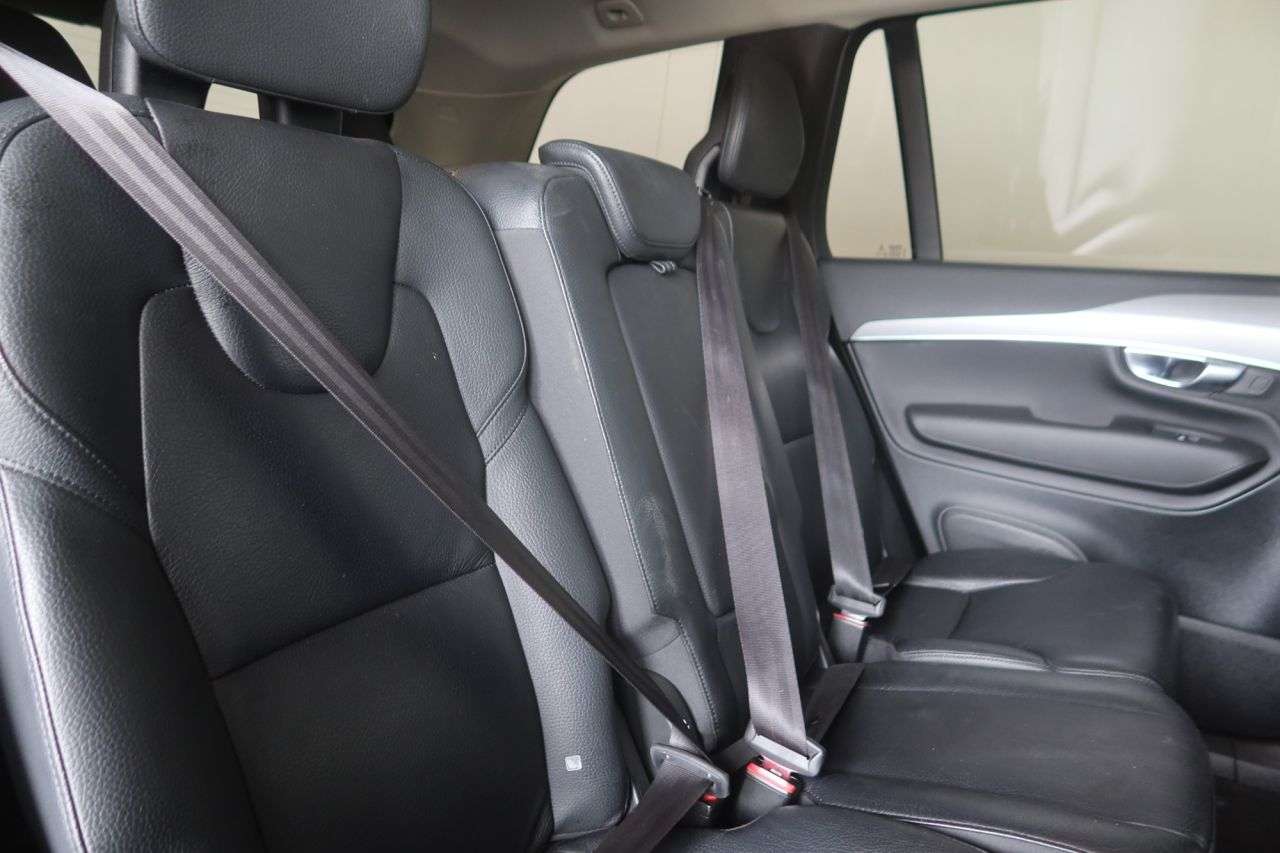 2022 VOLVO XC90 2022 VOLVO XC90