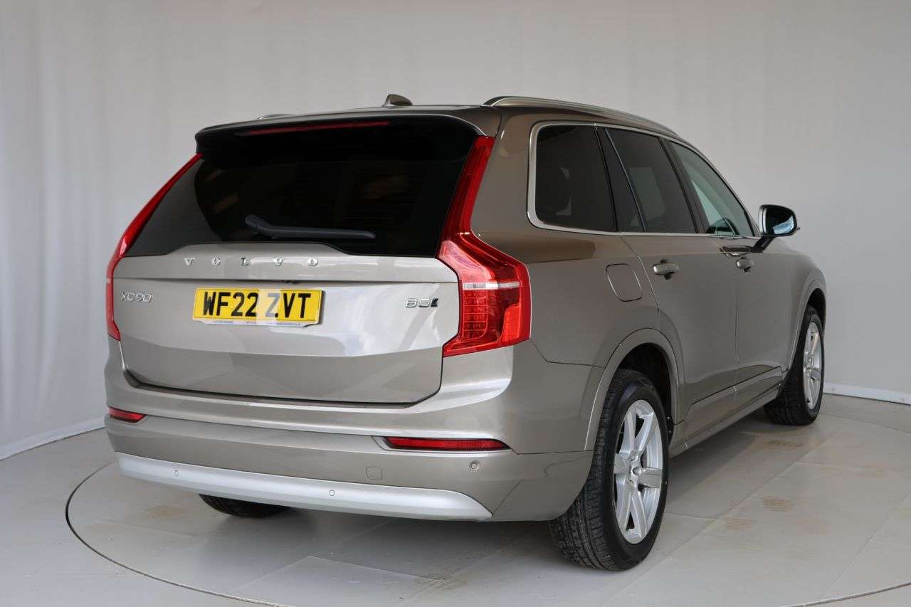 2022 VOLVO XC90 2022 VOLVO XC90