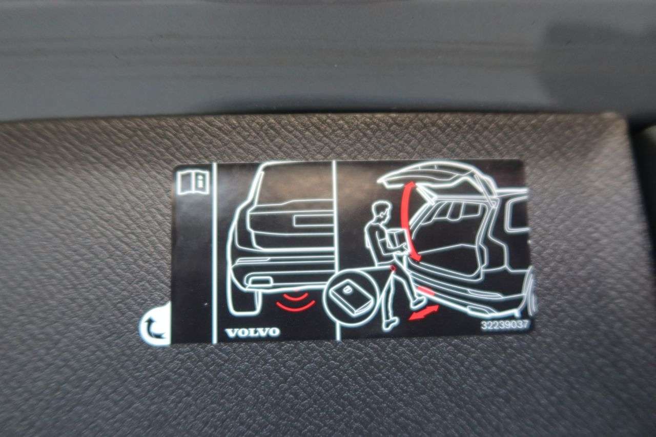2022 VOLVO XC90 2022 VOLVO XC90