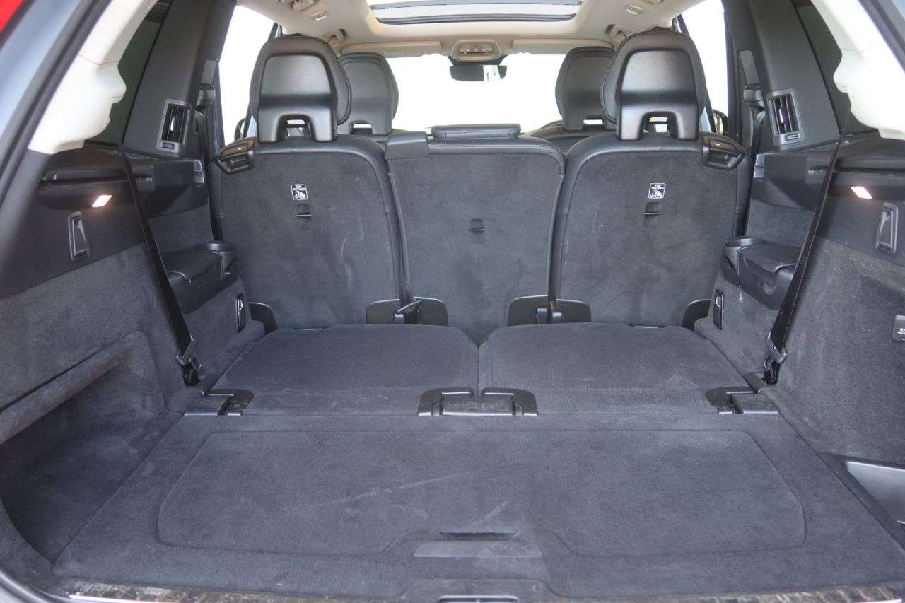 2022 VOLVO XC90 2022 VOLVO XC90