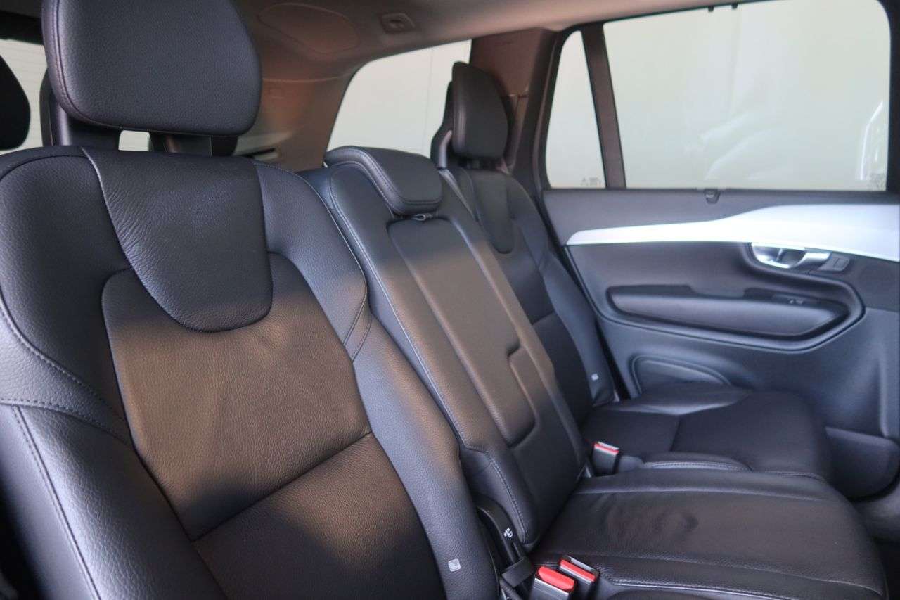 2022 VOLVO XC90 2022 VOLVO XC90