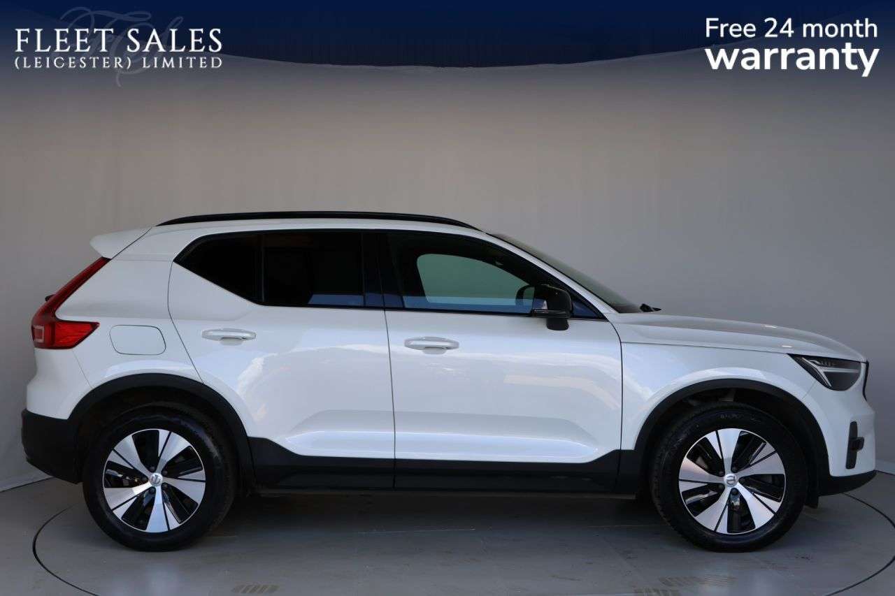 A 2023 VOLVO XC40 1.5h T4 Recharge 10.7kWh Plus SUV 5dr Petrol Plug-in Hybrid Auto Euro 6 (s/ A 2023 VOLVO XC40 1.5h T4 Recharge 10.7kWh Plus SUV 5dr Petrol Plug-in Hybrid Auto Euro 6 (s/