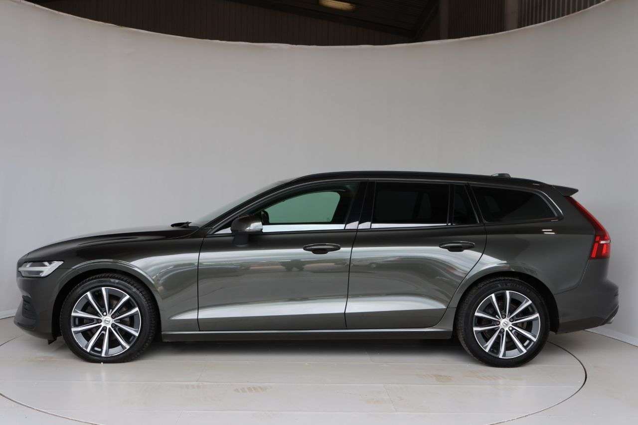 2022 VOLVO V60 2022 VOLVO V60
