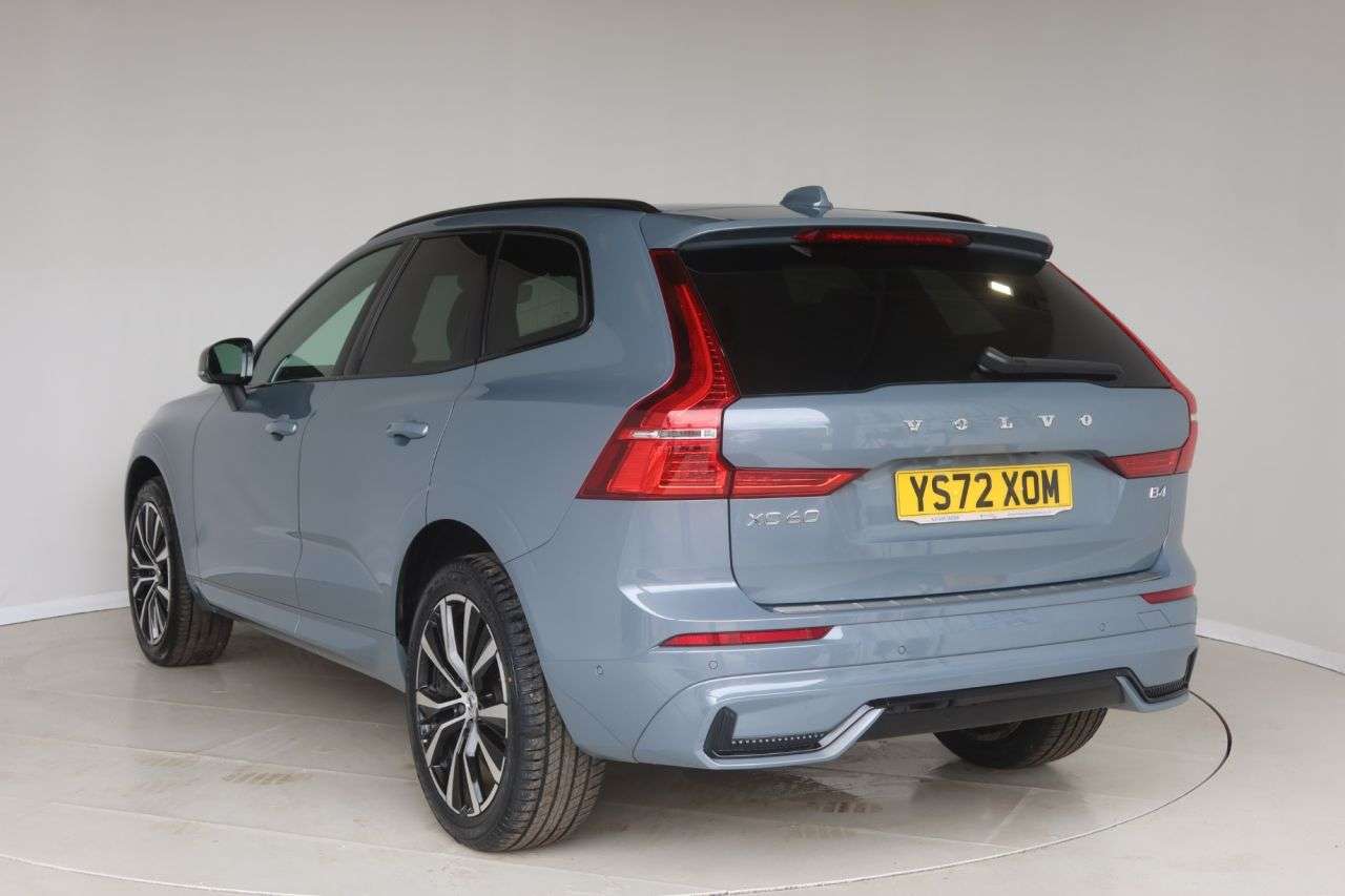 2022 VOLVO XC60 2022 VOLVO XC60
