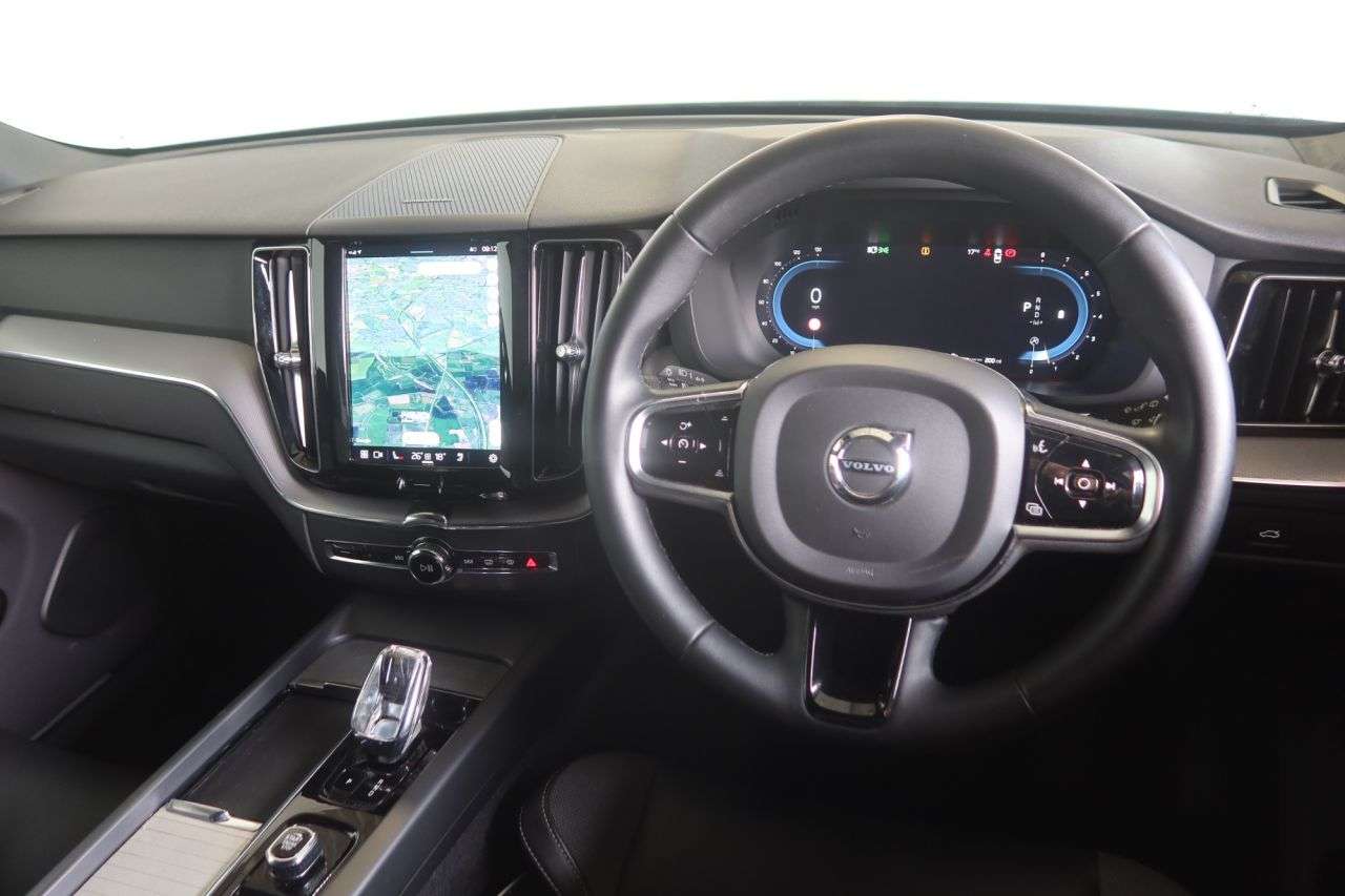 2022 VOLVO XC60 2022 VOLVO XC60