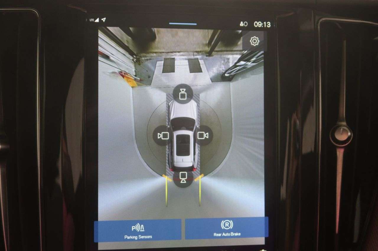 2022 VOLVO XC60 2022 VOLVO XC60