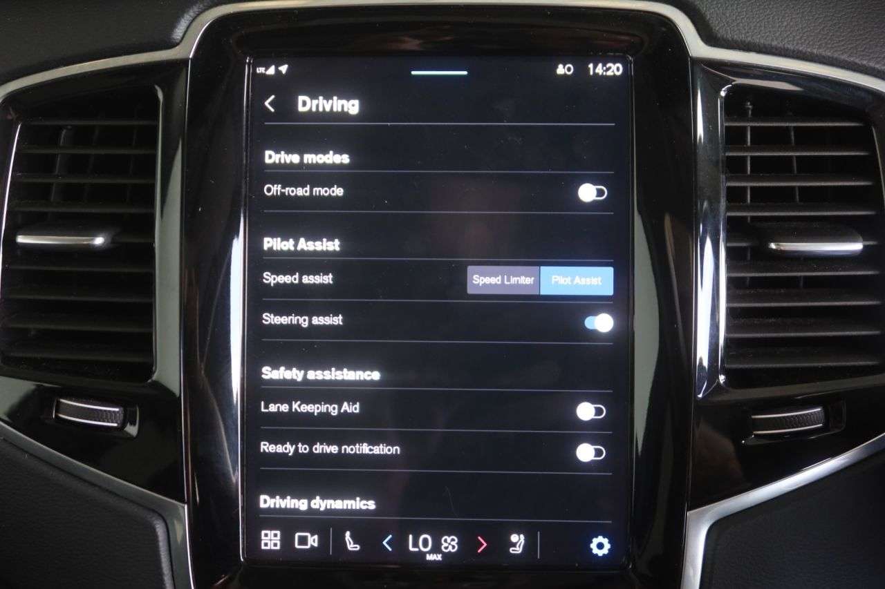 2023 VOLVO XC90 2023 VOLVO XC90