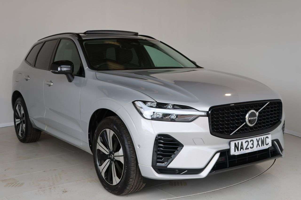 2023 VOLVO XC60 2023 VOLVO XC60