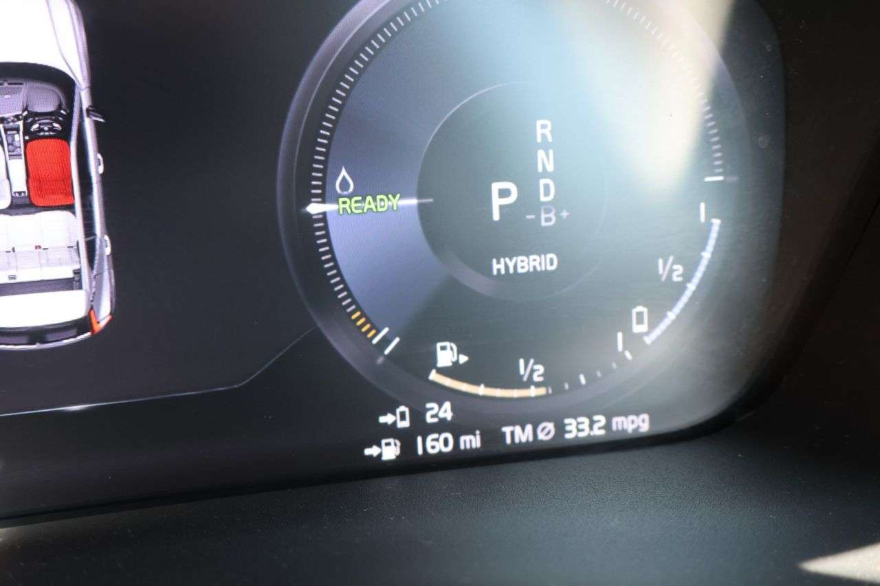 2021 VOLVO XC40 2021 VOLVO XC40