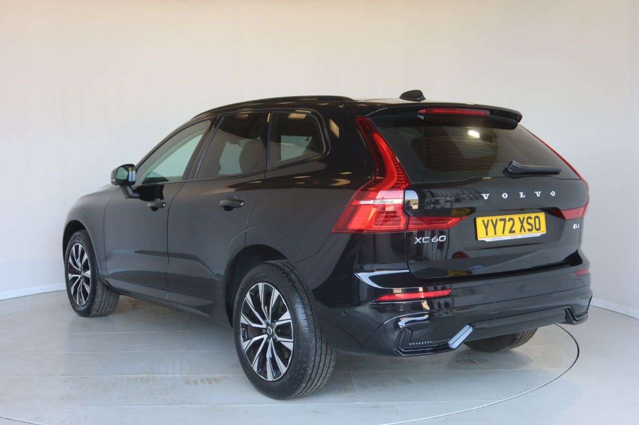 2023 VOLVO XC60 2023 VOLVO XC60