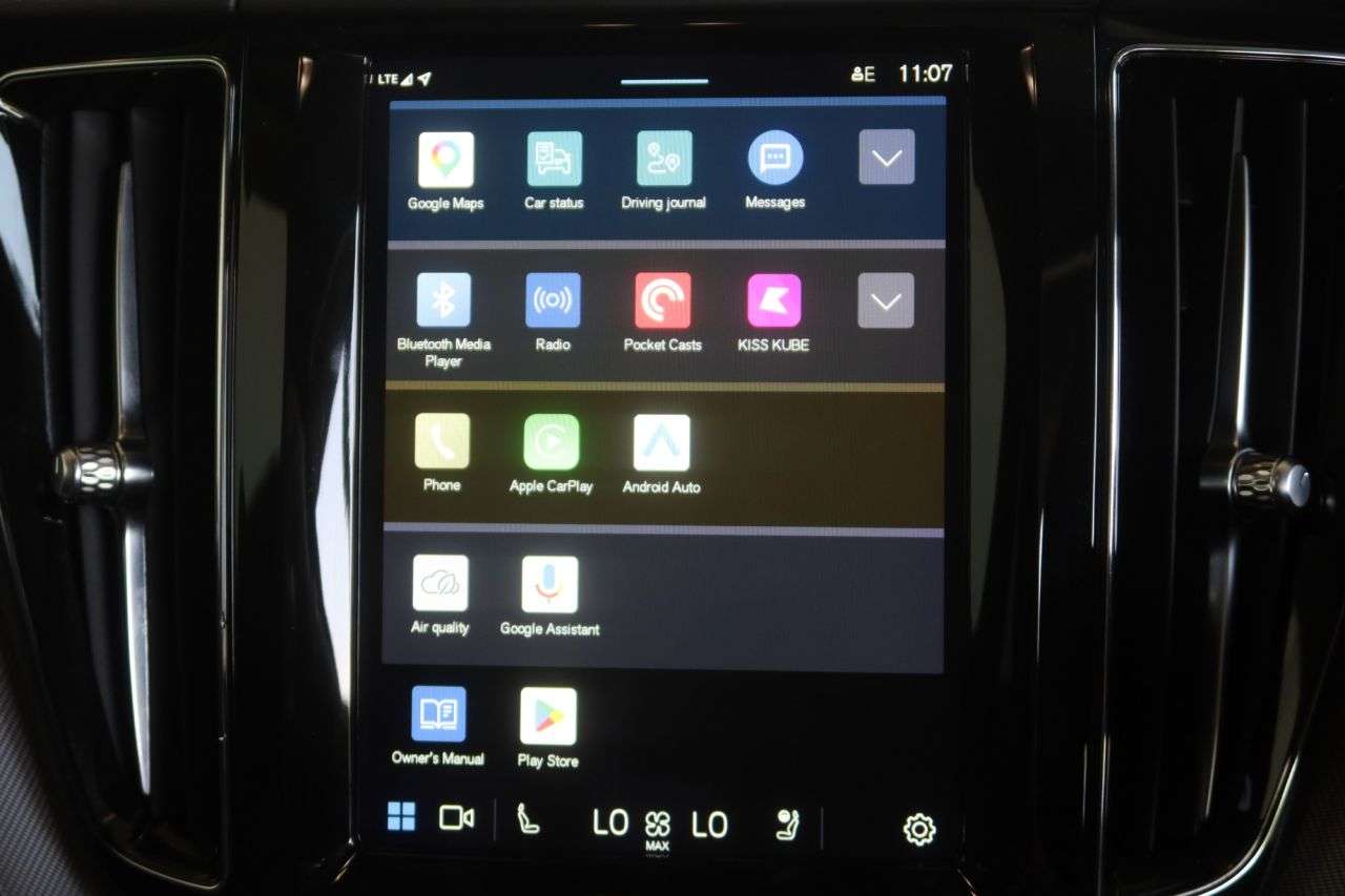 2023 VOLVO XC60 2023 VOLVO XC60