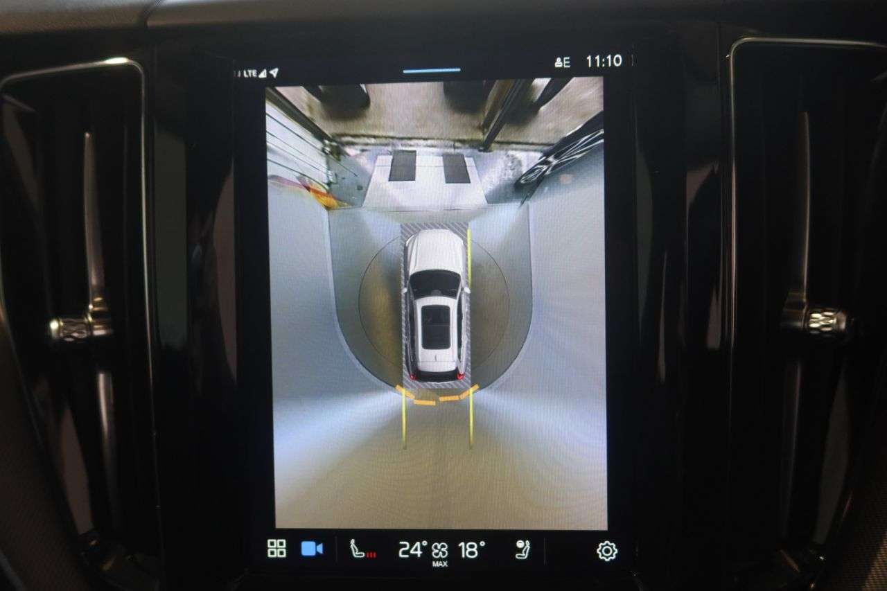2023 VOLVO XC60 2023 VOLVO XC60