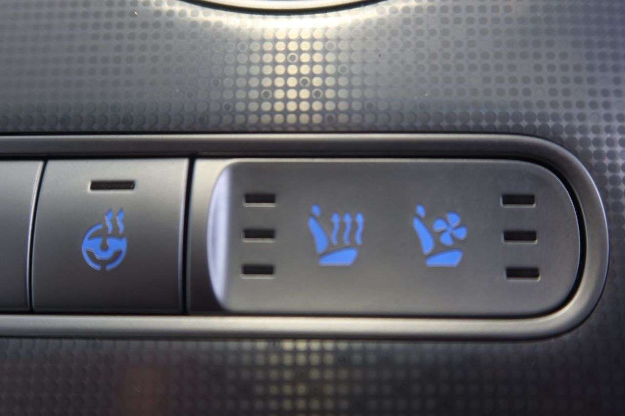 2023 GENESIS GV60 2023 GENESIS GV60
