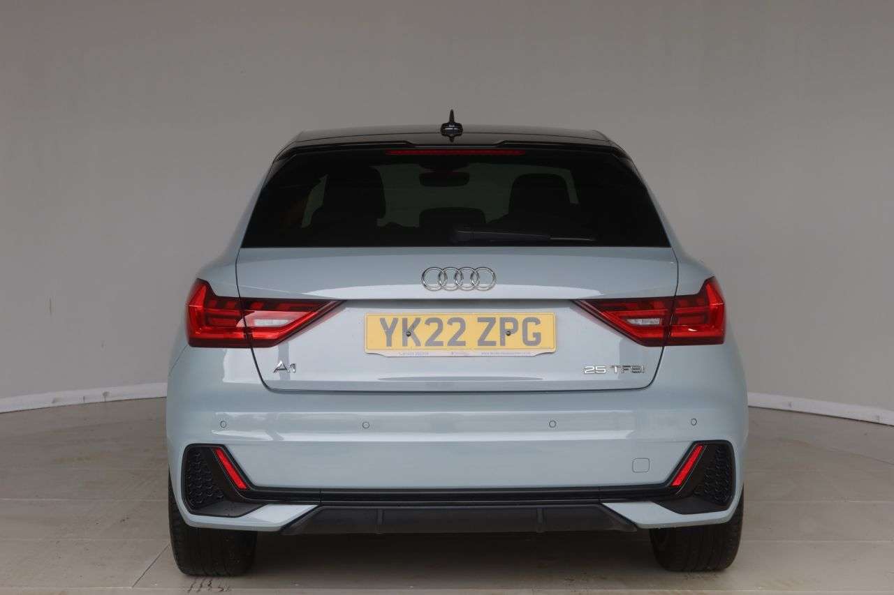 2022 AUDI A1 2022 AUDI A1