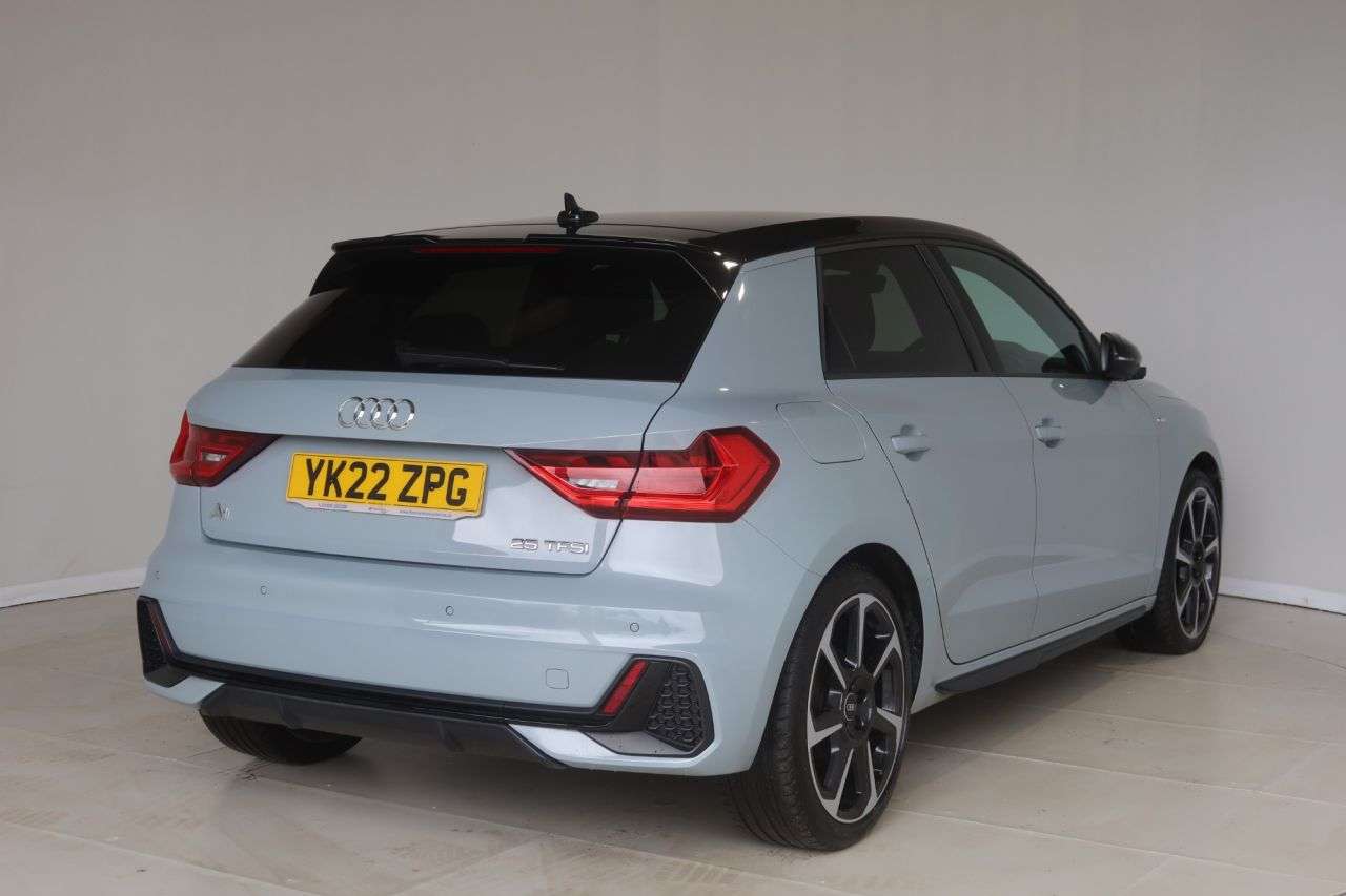 2022 AUDI A1 2022 AUDI A1
