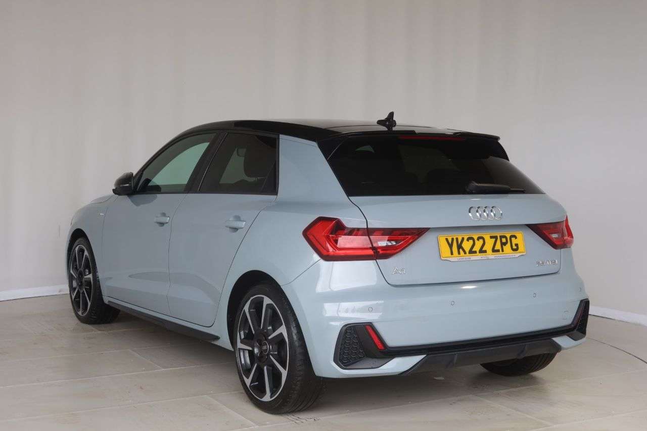 2022 AUDI A1 2022 AUDI A1