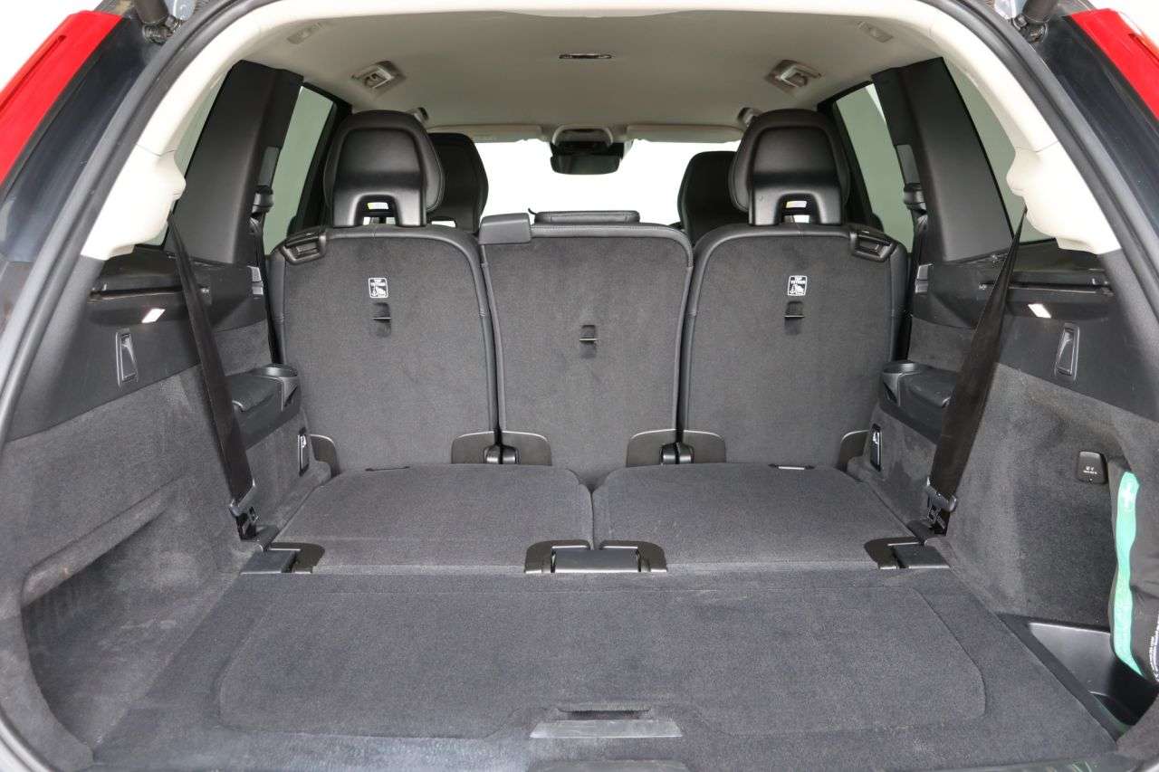 2022 VOLVO XC90 2022 VOLVO XC90