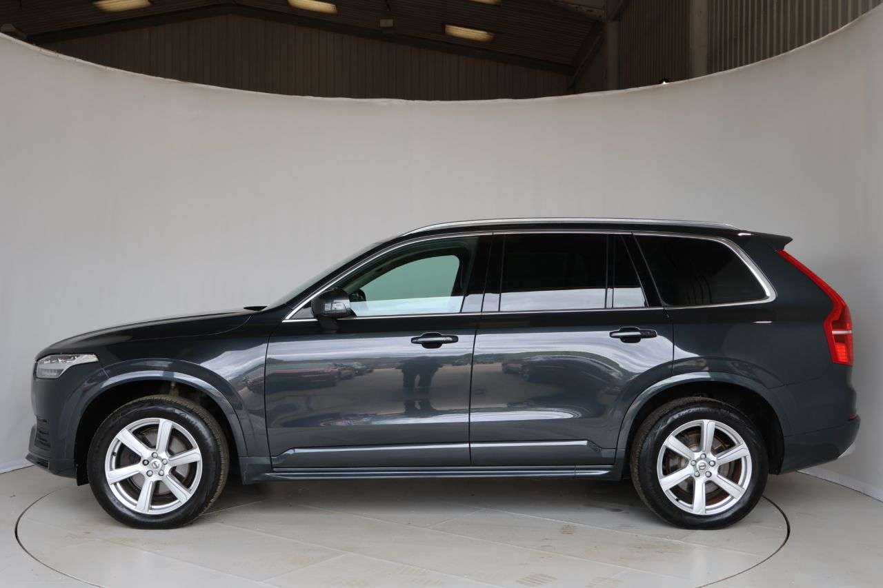 2022 VOLVO XC90 2022 VOLVO XC90
