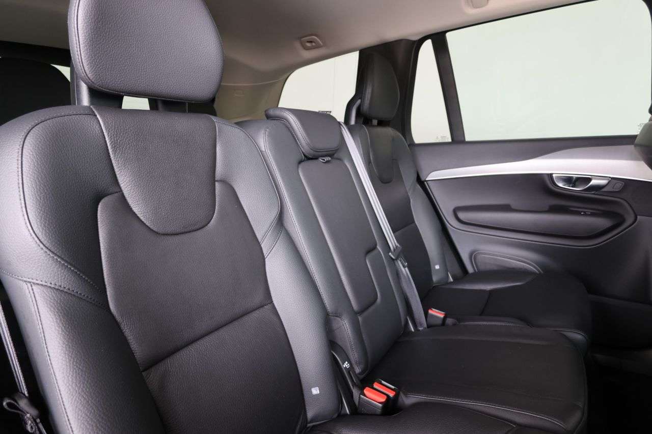 2022 VOLVO XC90 2022 VOLVO XC90