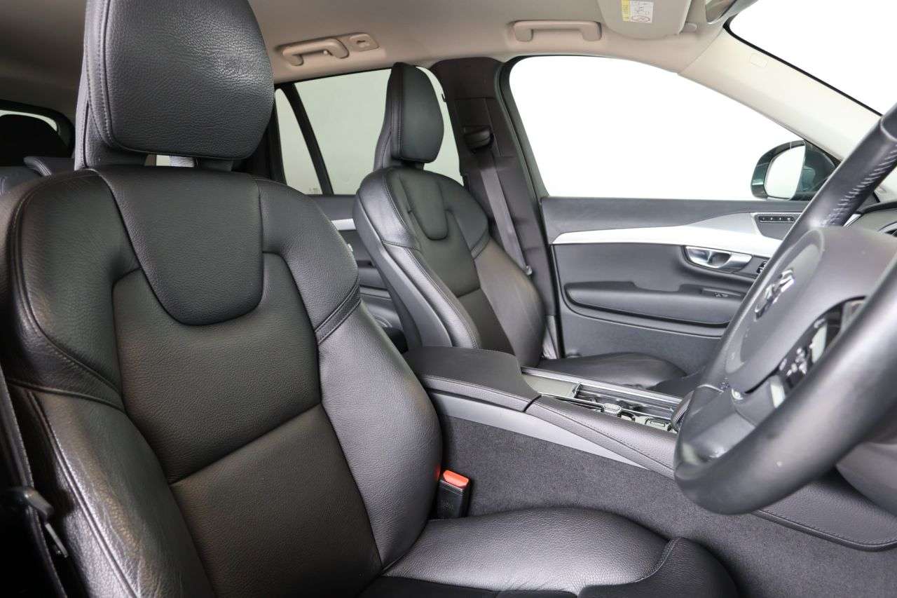 2022 VOLVO XC90 2022 VOLVO XC90