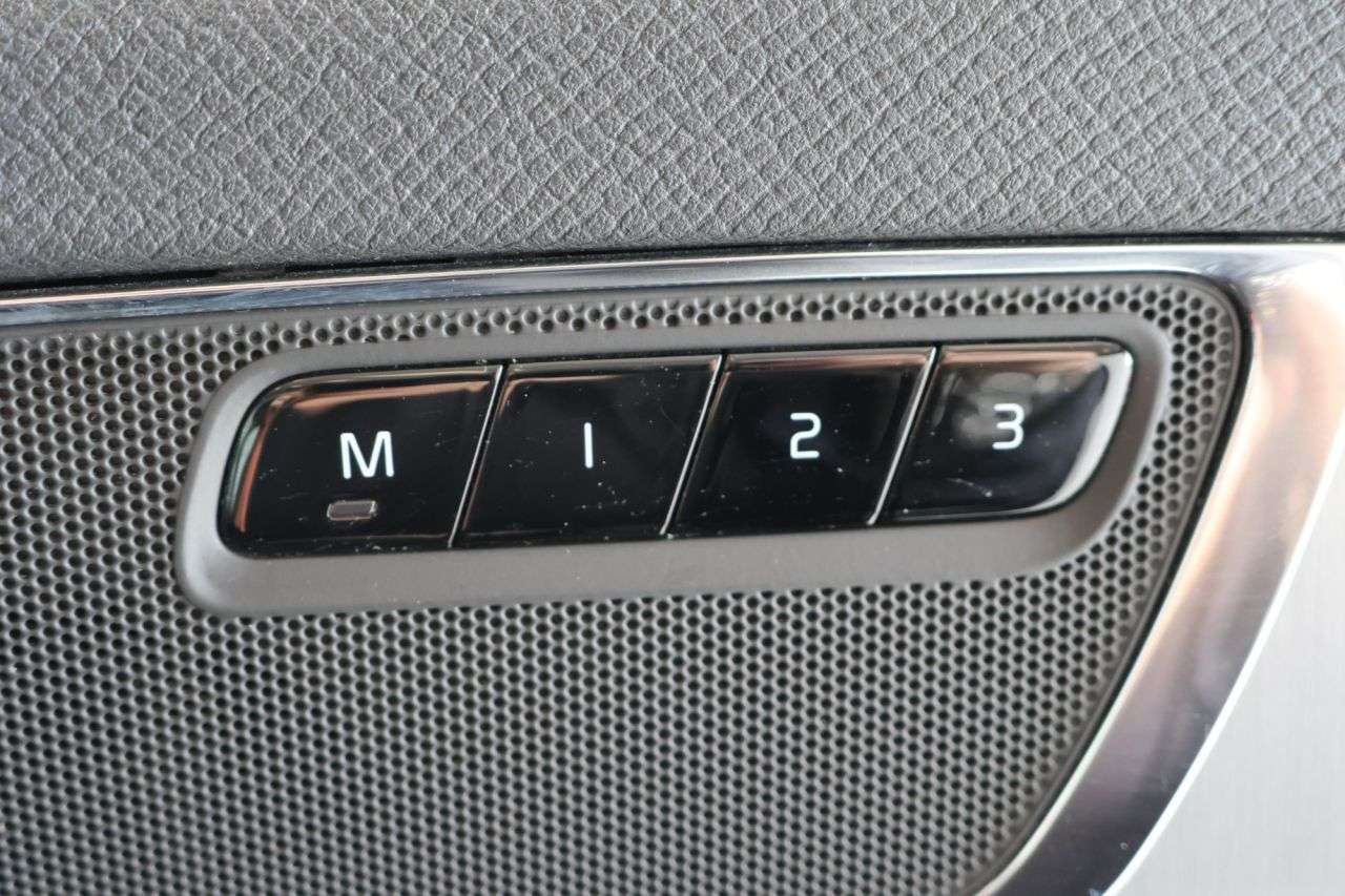 2022 VOLVO XC90 2022 VOLVO XC90