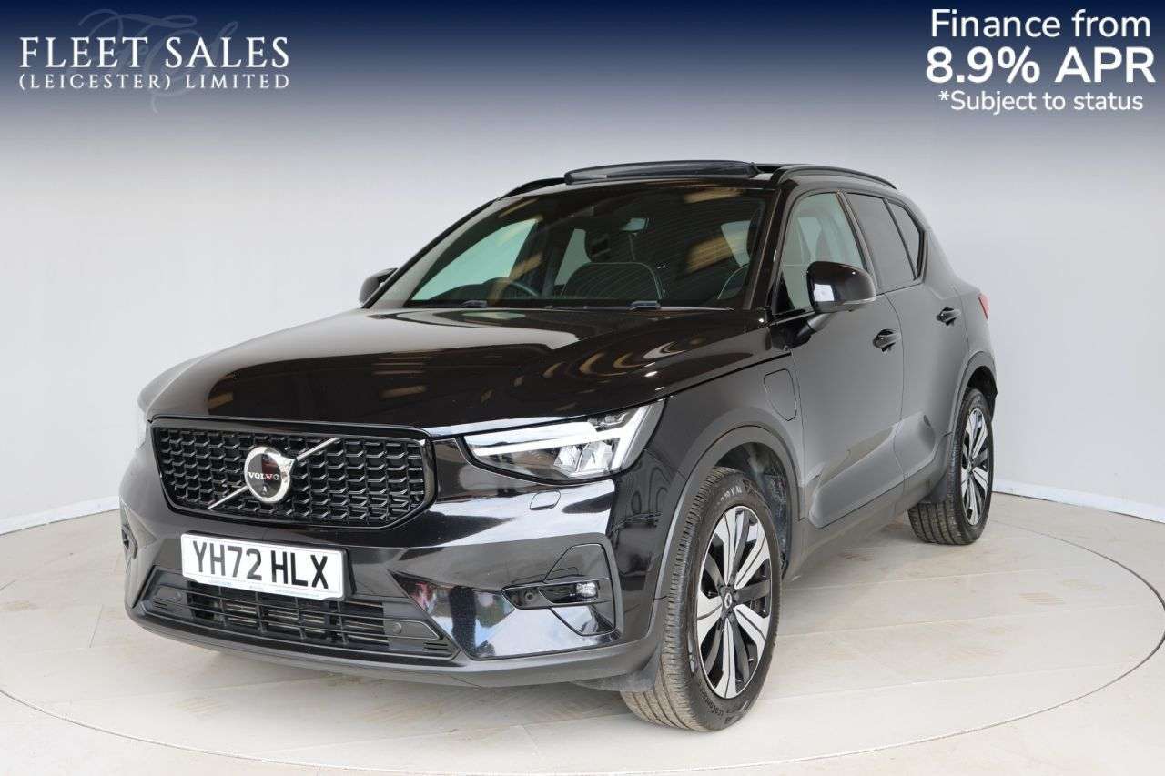 A 2022 VOLVO XC40 1.5h T5 Recharge 10.7kWh Ultimate Dark SUV 5dr Petrol Plug-in Hybrid Auto E A 2022 VOLVO XC40 1.5h T5 Recharge 10.7kWh Ultimate Dark SUV 5dr Petrol Plug-in Hybrid Auto E
