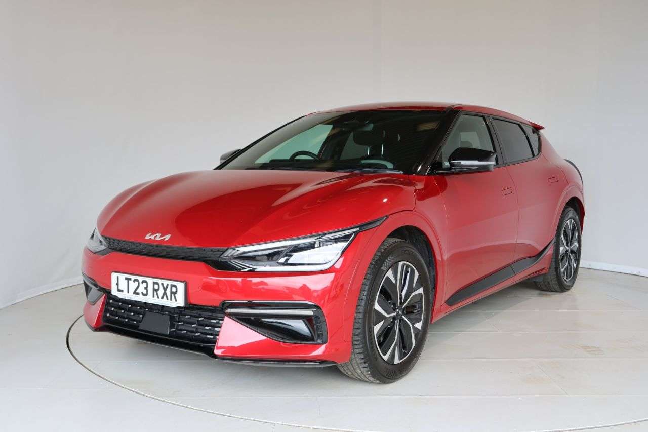 A 2023 KIA EV6 77.4kWh GT-Line Hatchback 5dr Electric Auto (225 bhp) HEATED STEERING WHEEL A 2023 KIA EV6 77.4kWh GT-Line Hatchback 5dr Electric Auto (225 bhp) HEATED STEERING WHEEL